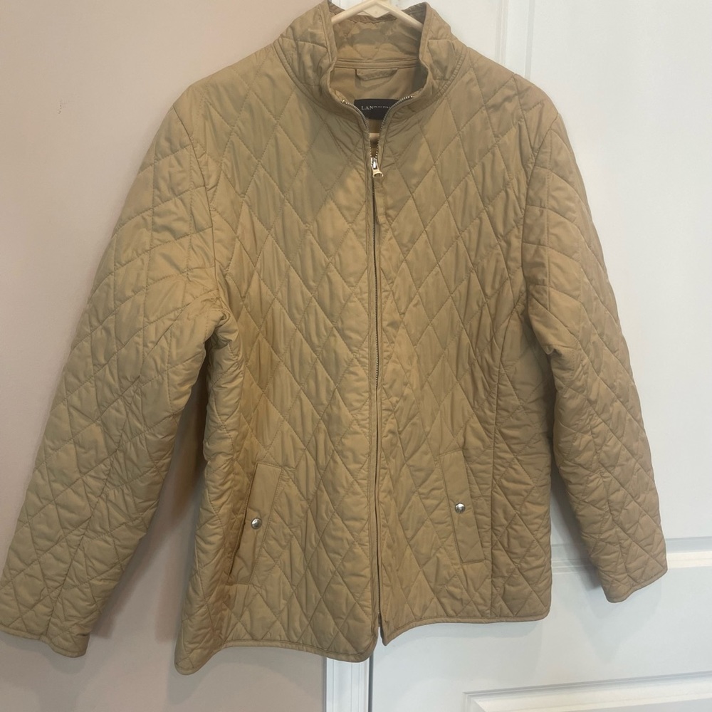Lands’ End lightweight puffer jacket gold large